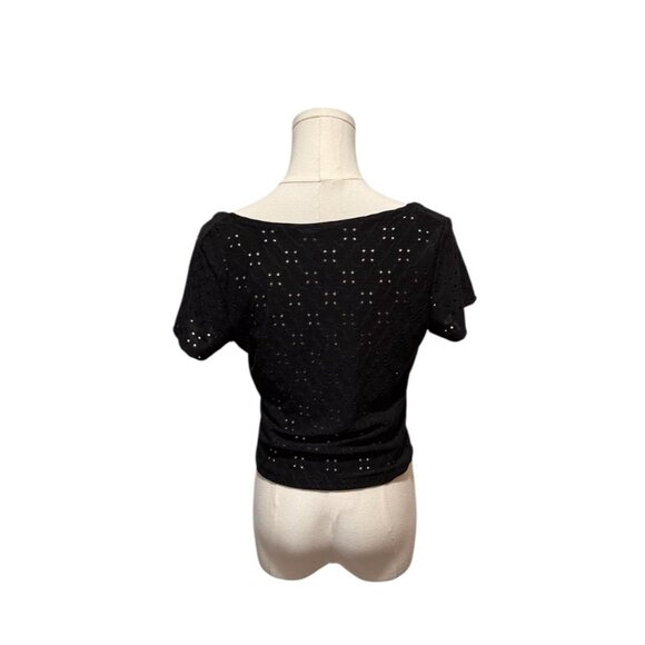 Olivia Rae Babydoll Medium Black Short Sleeve Stretch Eyelet Cropped Womens Top - Picture 4 of 10